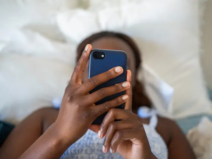 I’m a mom who works in tech, and AI scares me. I taught my daughter these simple guidelines to spot fake content.