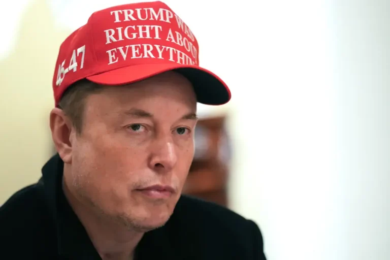 Elon Musk is worth more than $300 billion once again