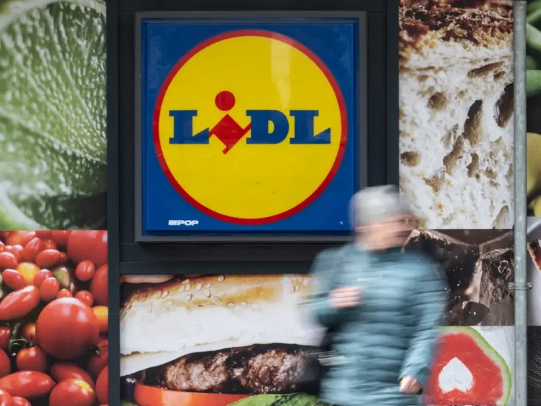 I stopped shopping at Trader Joe’s and now only buy my groceries at Lidl. I’m saving money, and my family loves the products.