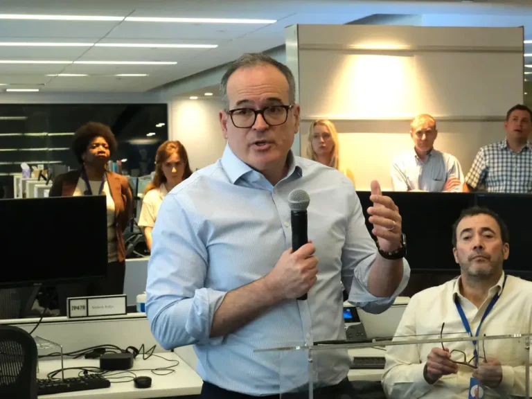Read the memos The Washington Post sent staff offering voluntary buyouts as the Jeff Bezos-owned paper restructures