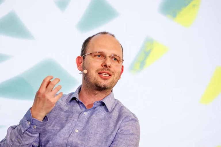 AI will allow software engineers to be more creative and reach the ‘magical flow state’ easier, GitHub CEO says