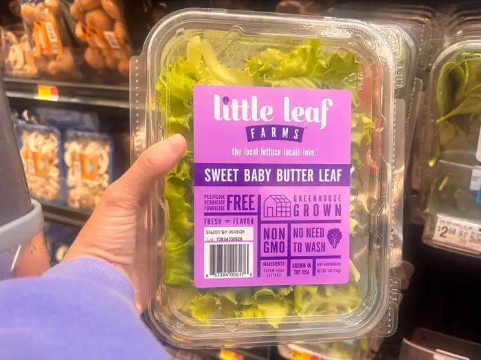 I’m a dietitian on the Mediterranean diet. Here are 8 groceries I’m buying at Walmart right now.