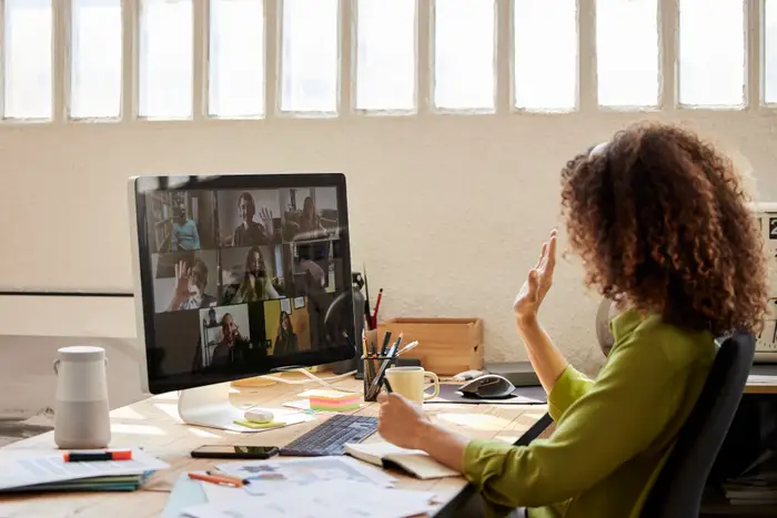 AI assistants are popping up in meetings. Etiquette experts say be ready to ditch them if a coworker isn’t comfortable.