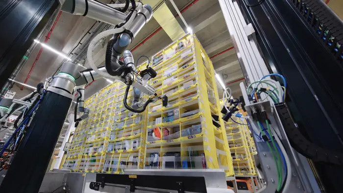 Amazon says its new warehouse robot can work 20-hour shifts and ‘feel’ items