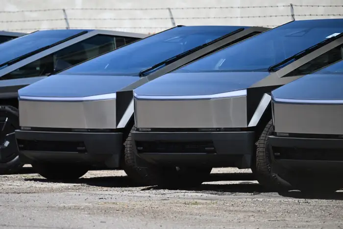 Tesla cancels $16,000 Cybertruck range extender after delays