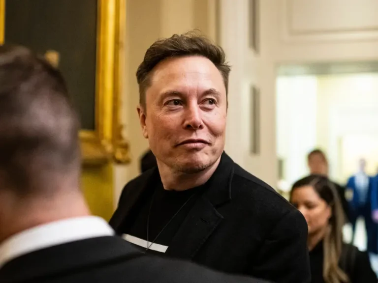 Former Elon Musk employees tell B-17 what he brings to the table as a leader — and whether that’s what Tesla needs right now