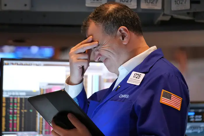 ‘Sell America’ is back as long-dated Treasurys hit 5% in wake of Moody’s downgrade