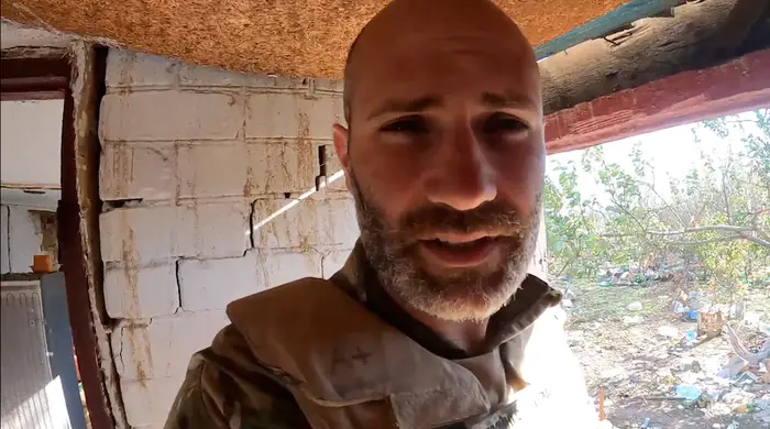 A Brit who fought in Ukraine says Russia’s army is so barbaric his unit vowed never to be taken alive