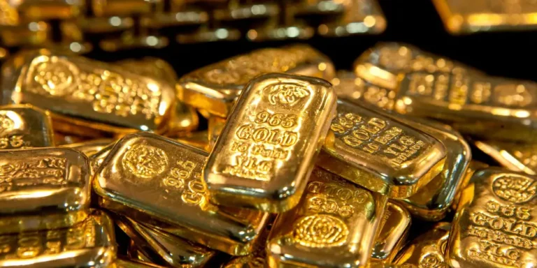 Why Bond King Jeff Gundlach says record-setting gold is poised for another 20% rally