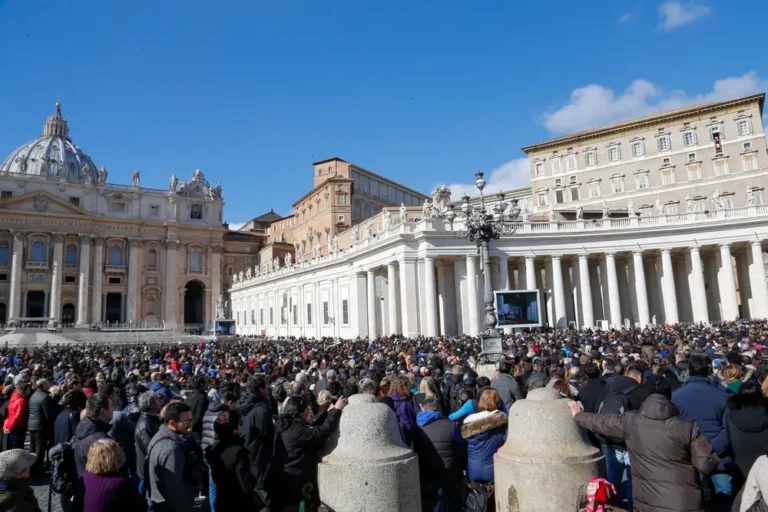 See inside the pope’s official residence, an expansive apartment with nearly a dozen rooms