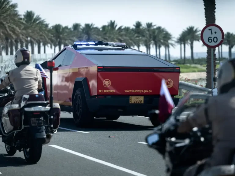 Cybertrucks escorted Trump through the streets of Doha after his arrival in Qatar