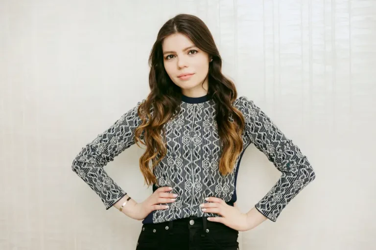 A 29-year-old entrepreneur’s side hustle brought in $40 million in a year. Now she wants to help other ‘uninvestable’ women.